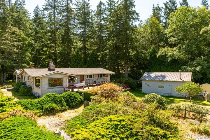 Property Photo: 338 Bon Air Dr WA 98239