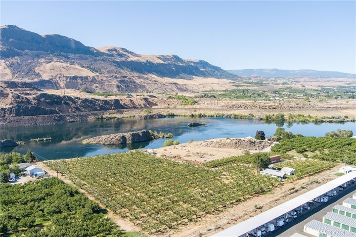 11 Riverside Place  Rock Island WA 98850 photo