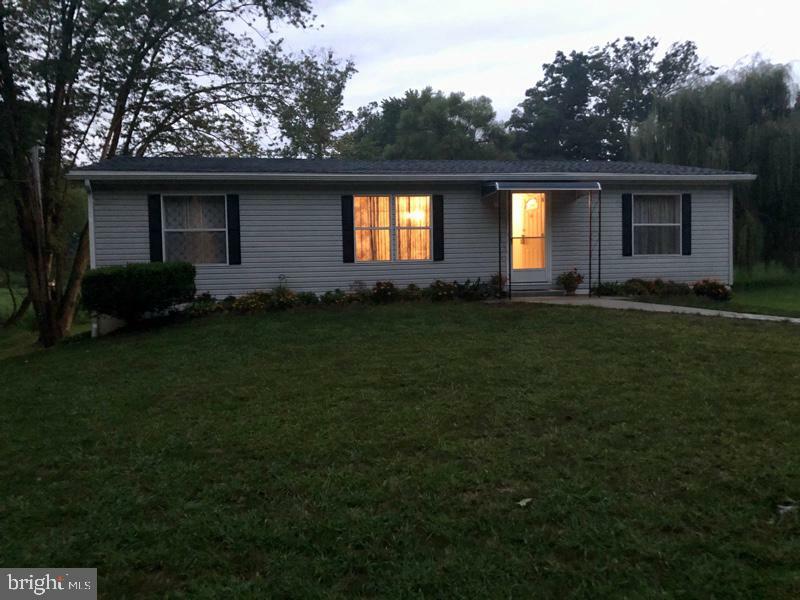 Property Photo:  2790 Stoverstown Road  PA 17362 