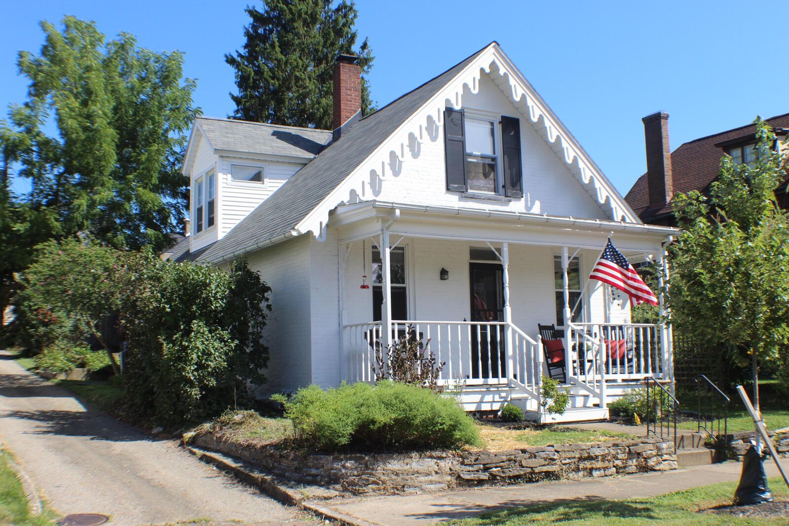 Property Photo:  121 E Vine Street  OH 43050 