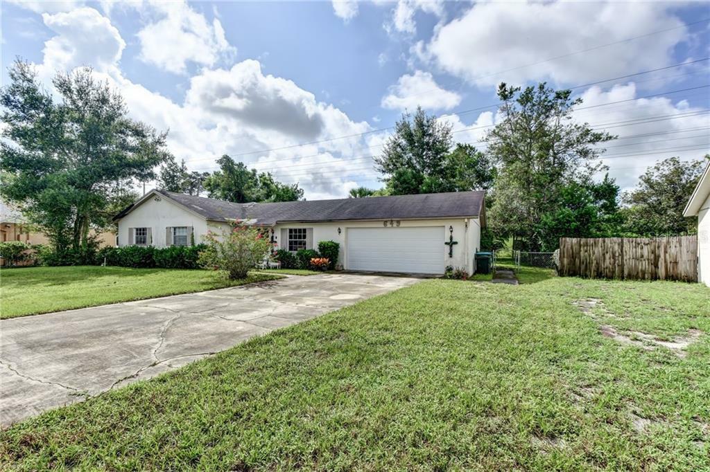 Property Photo:  649 S Glancy Drive  FL 32725 