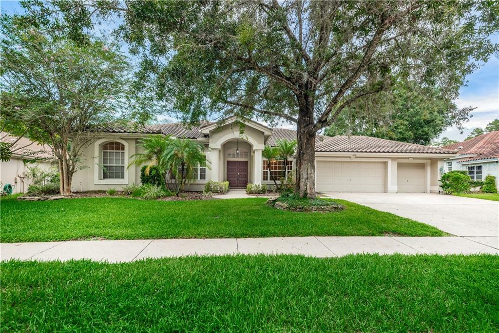 Property Photo:  1210 Berkshire Lane  FL 34688 