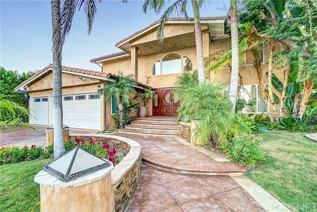 Property Photo:  6625 Vickiview Drive  CA 91307 