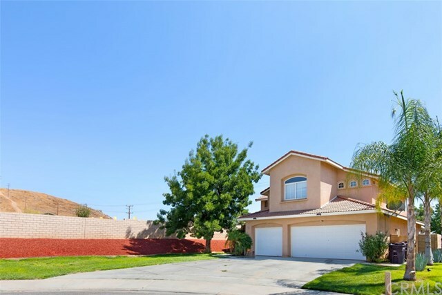 Property Photo:  27745 Vanilla Court  CA 92585 