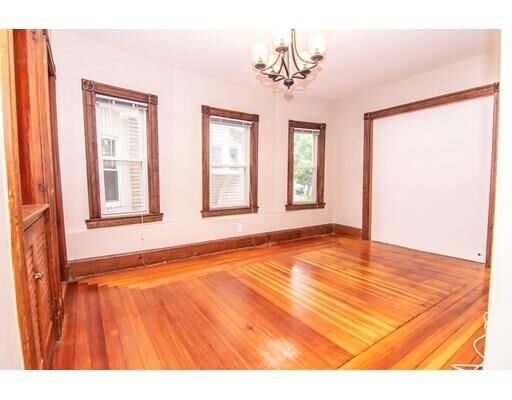 Property Photo:  21 Craigie St 1  MA 02143 