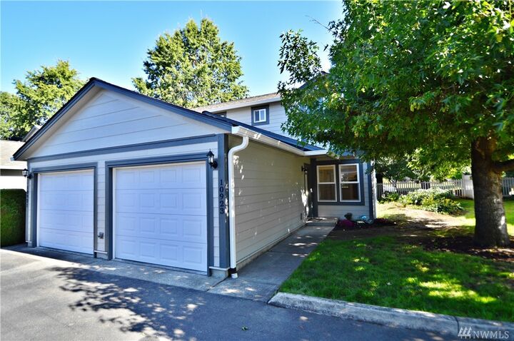 10923  62nd Street E  Puyallup WA 98372 photo