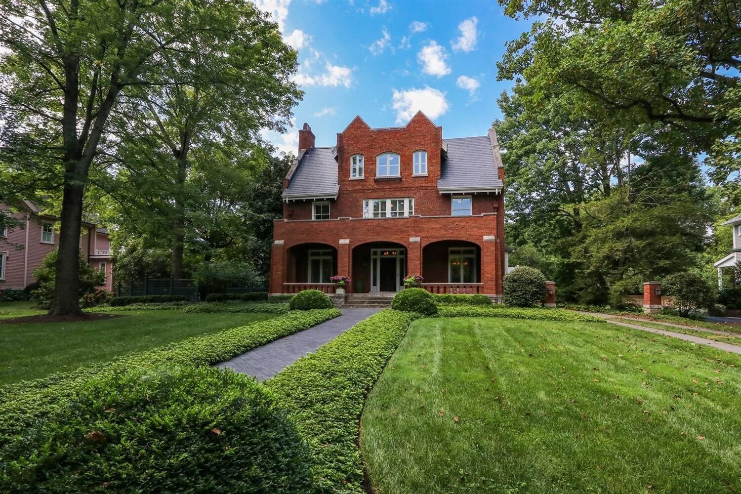 Property Photo: 149 Burns Ave OH 45215