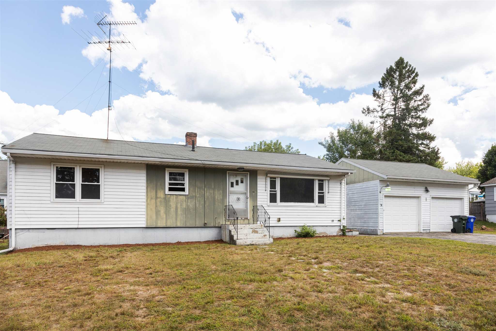 Property Photo: 81 Gray Street NH 03103