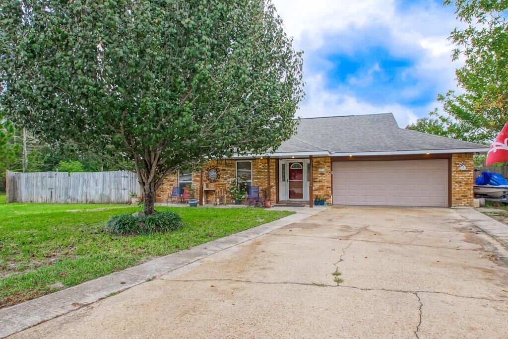 Property Photo: 216 Lake Michigan Drive LA 70461
