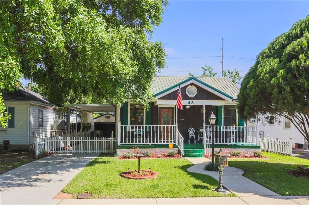 Property Photo: 48 Davis Boulevard LA 70121