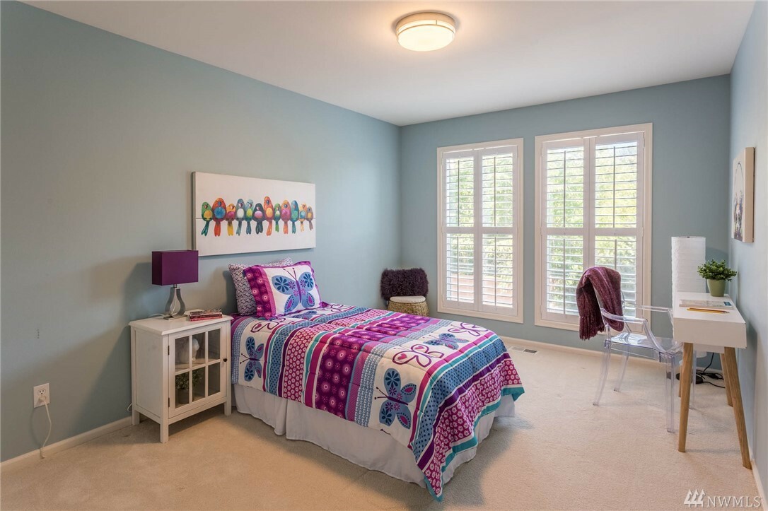 Property Photo: 14214 SE 90th St WA 98059