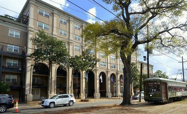 Property Photo:  1750 St Charles Avenue 408  LA 70130 