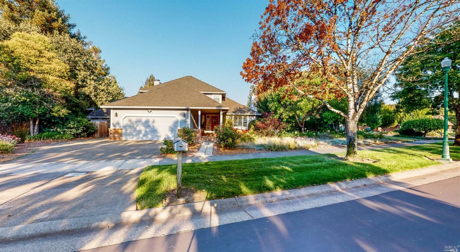 Property Photo: 420 Countryside Circle CA 95401