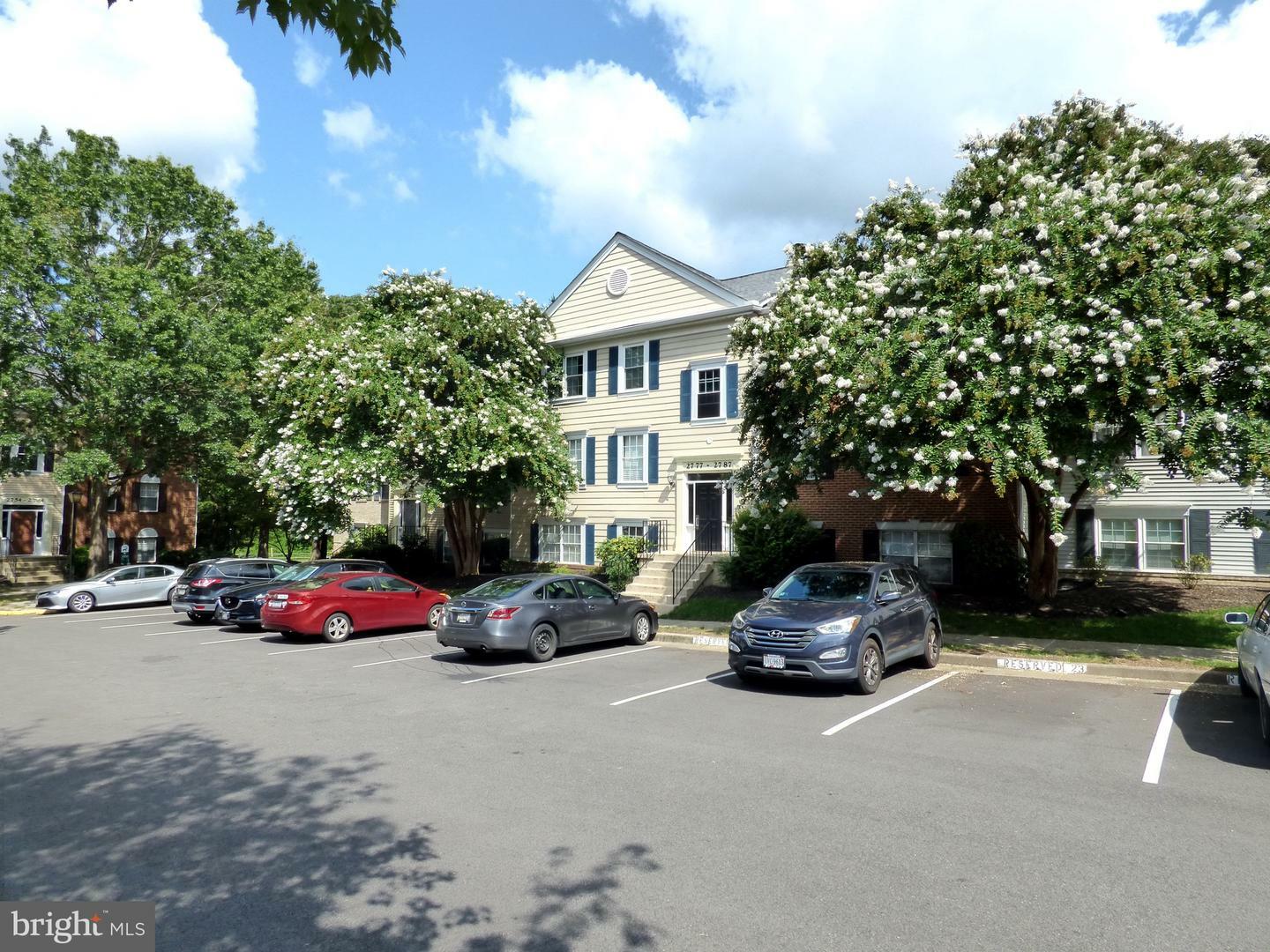 Property Photo: 2769 Bordeaux Place VA 22192