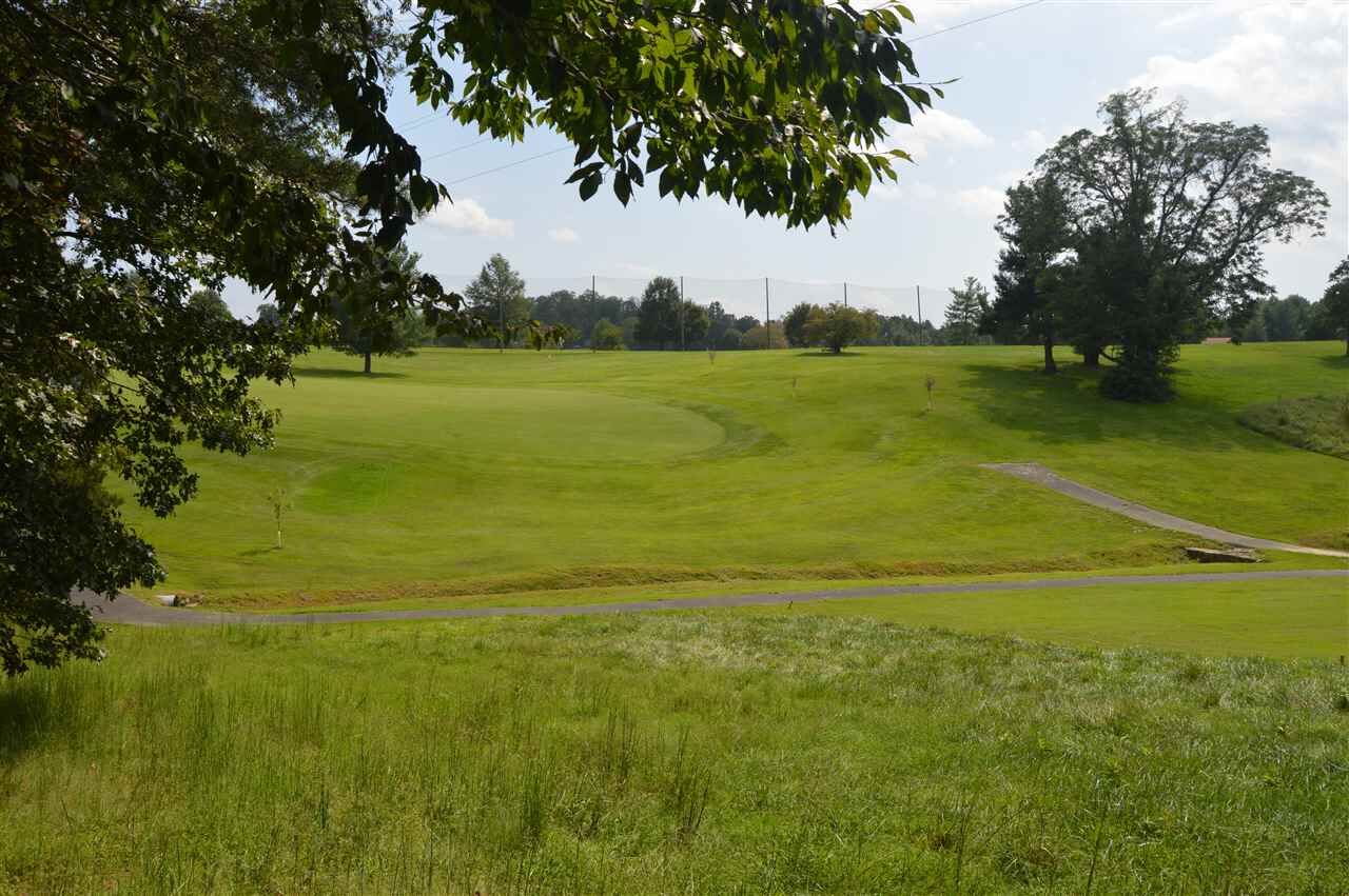 Property Photo:  60 Country Club Ct  VA 22973 