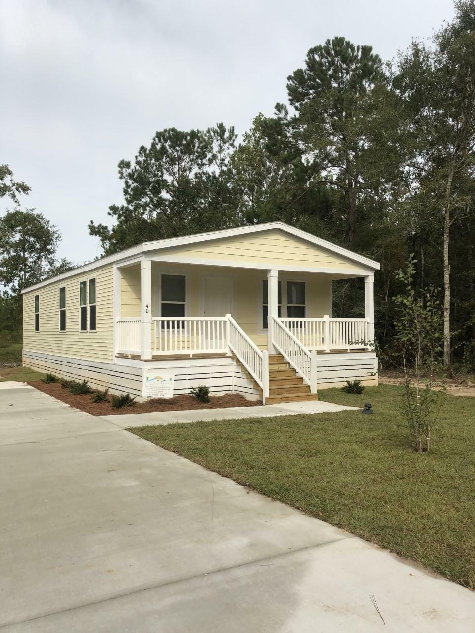 Property Photo:  40 Bradford Court  FL 32439 