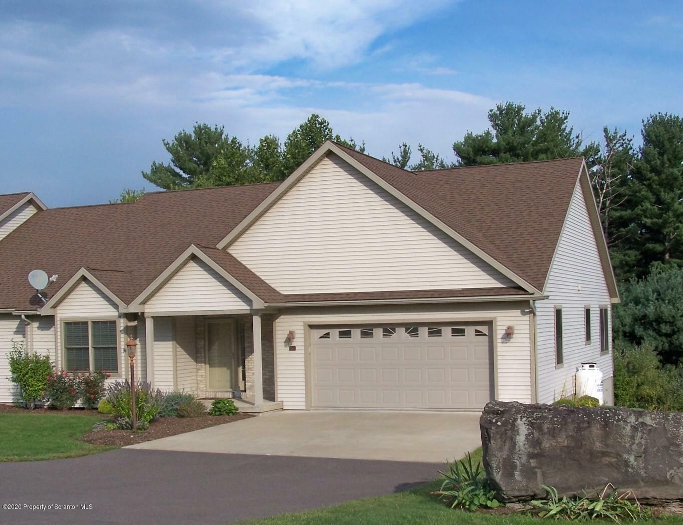 Property Photo:  96 Grandview Drive  PA 18657 