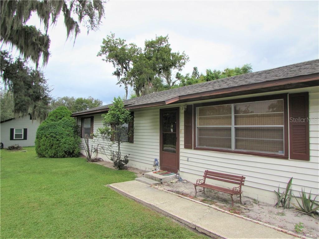 Property Photo:  604 Center Street  FL 34761 