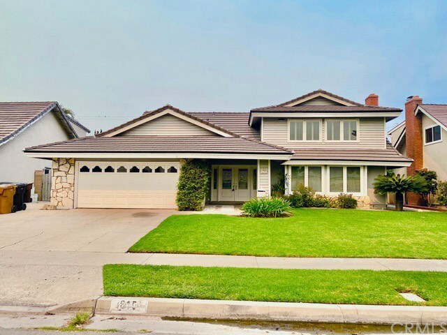 Property Photo:  615 Pinehurst Avenue  CA 92870 