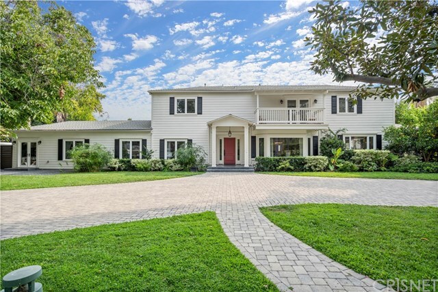 Property Photo: 12954 Magnolia Boulevard CA 91423