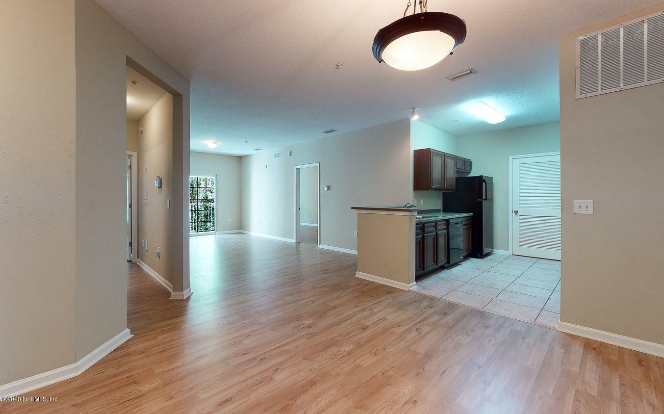 Property Photo: 4998 Key Lime Drive 204 FL 32256