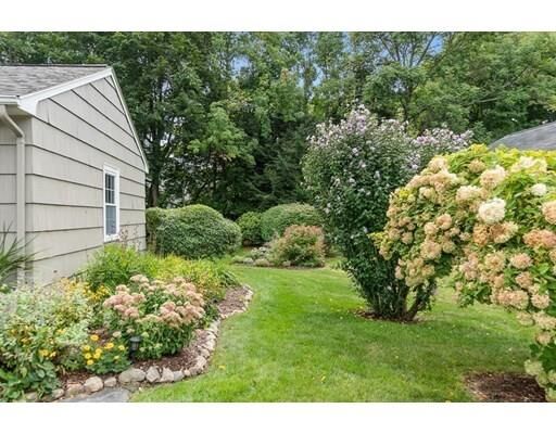 Property Photo:  9 Shirley Road  MA 01810 