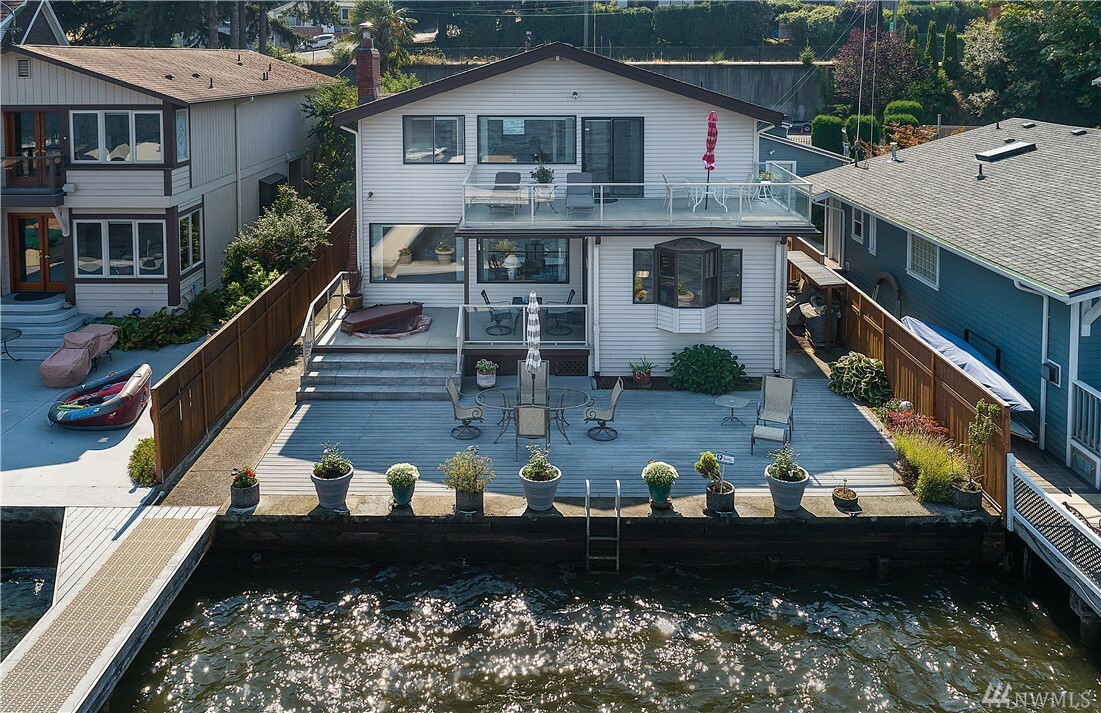 Property Photo: 11220 Rainier Ave S WA 98178
