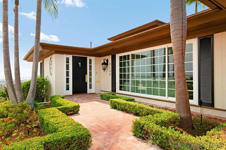 Property Photo:  3135 Whittier St  CA 92106 