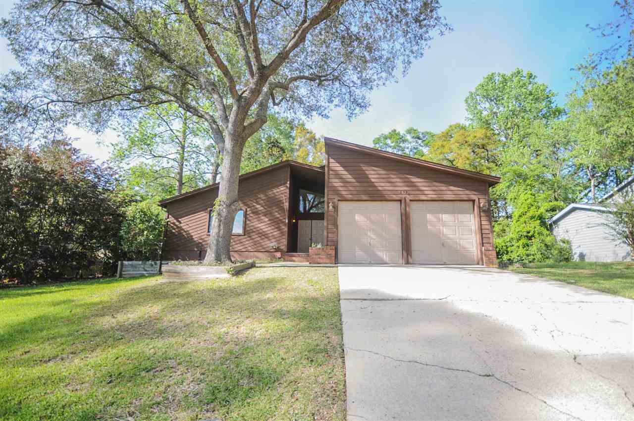 Property Photo:  2028 White Ash Way  FL 32308 