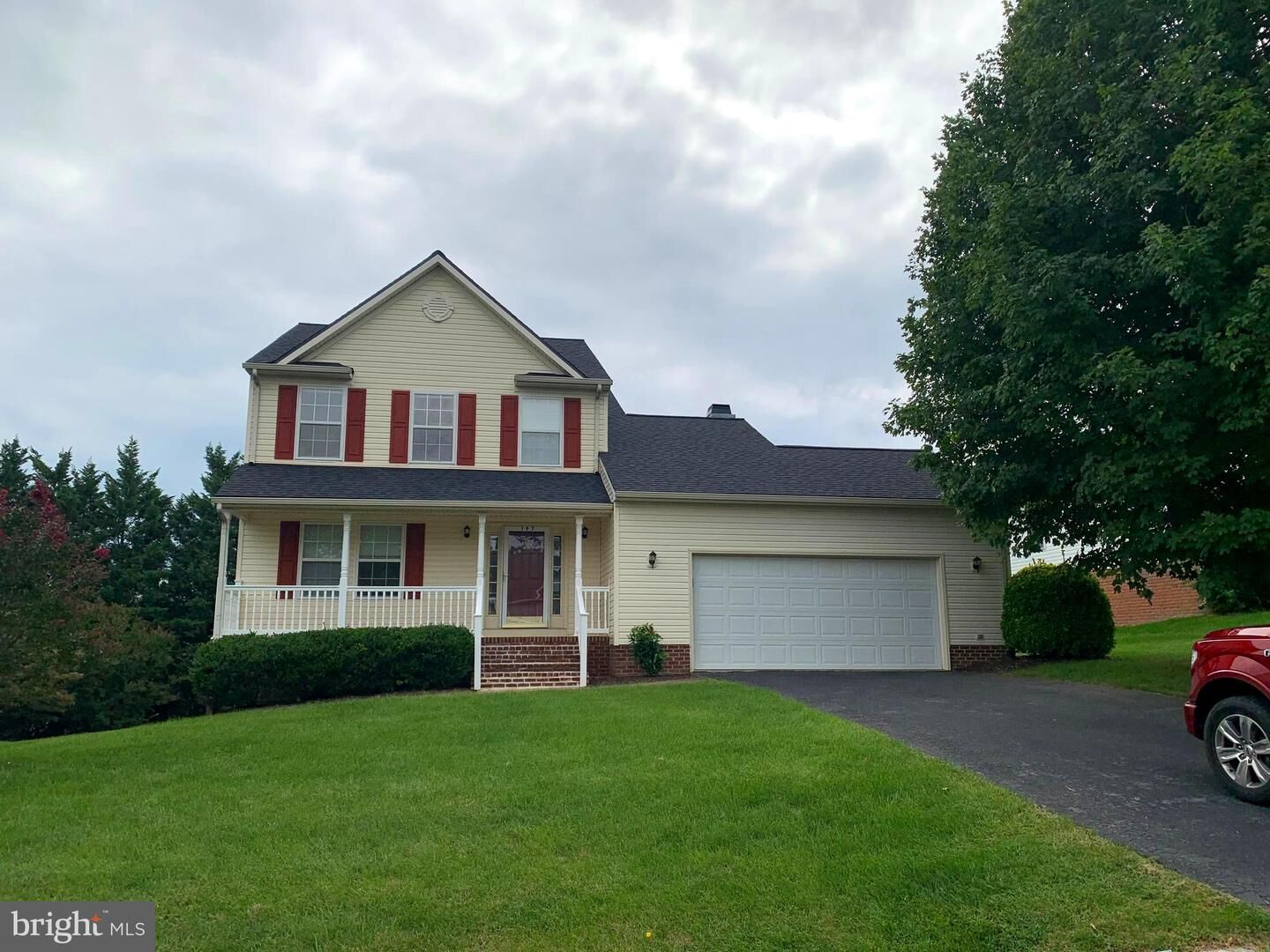 Property Photo:  197 Larkspur Lane  WV 25403 