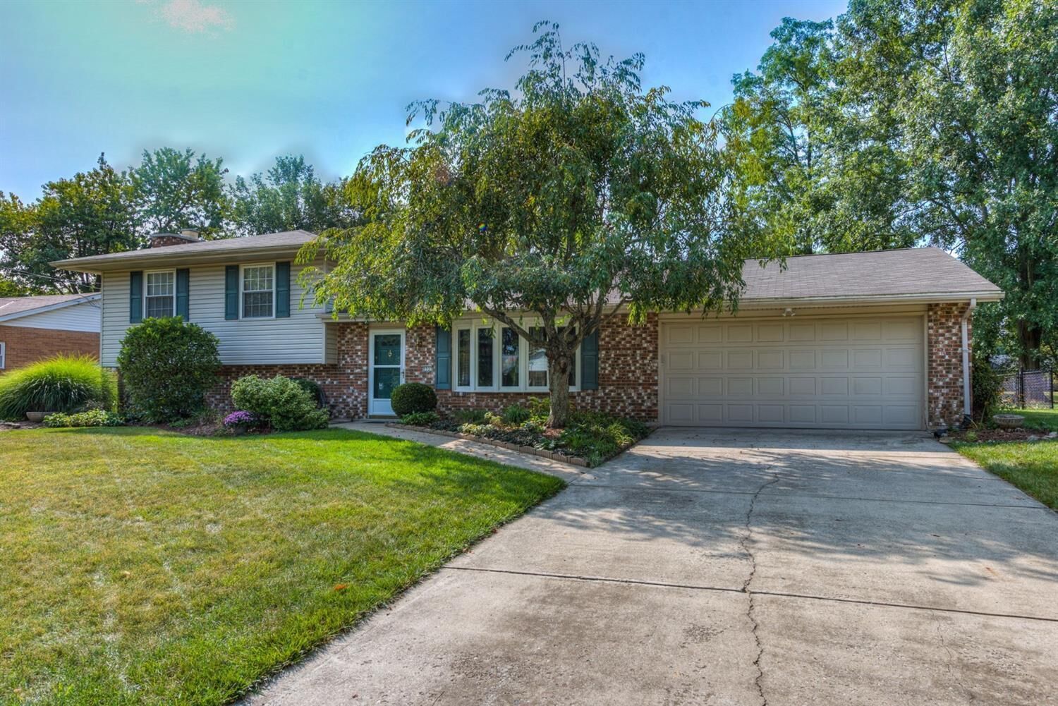 Property Photo:  5537 Schiering Dr  OH 45014 