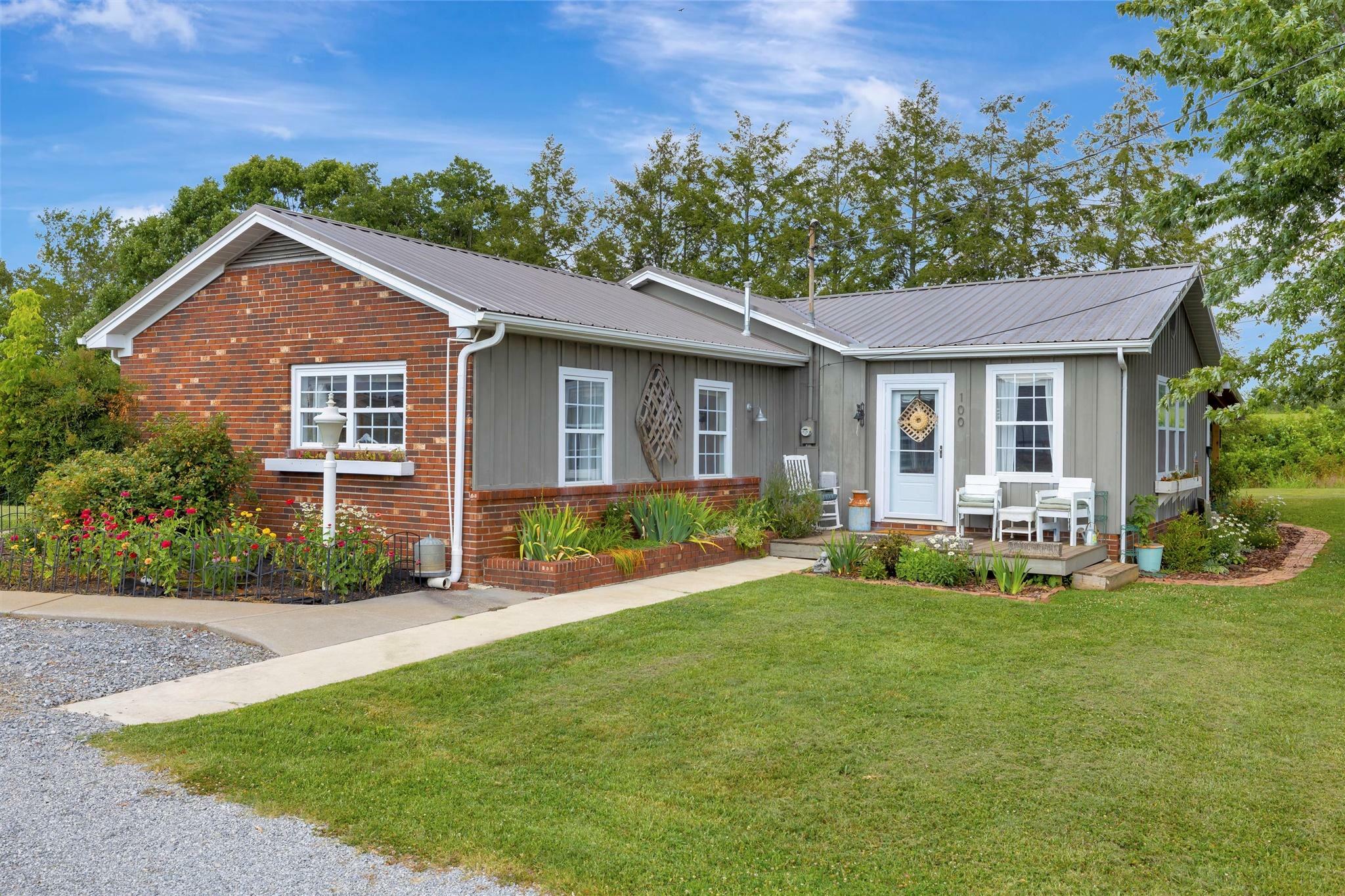 Property Photo: 100 Ramsey Rd TN 37742