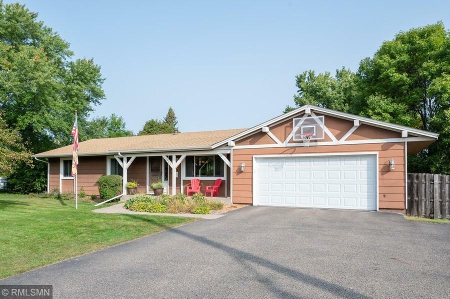 Property Photo:  16400 Luther Way  MN 55346 