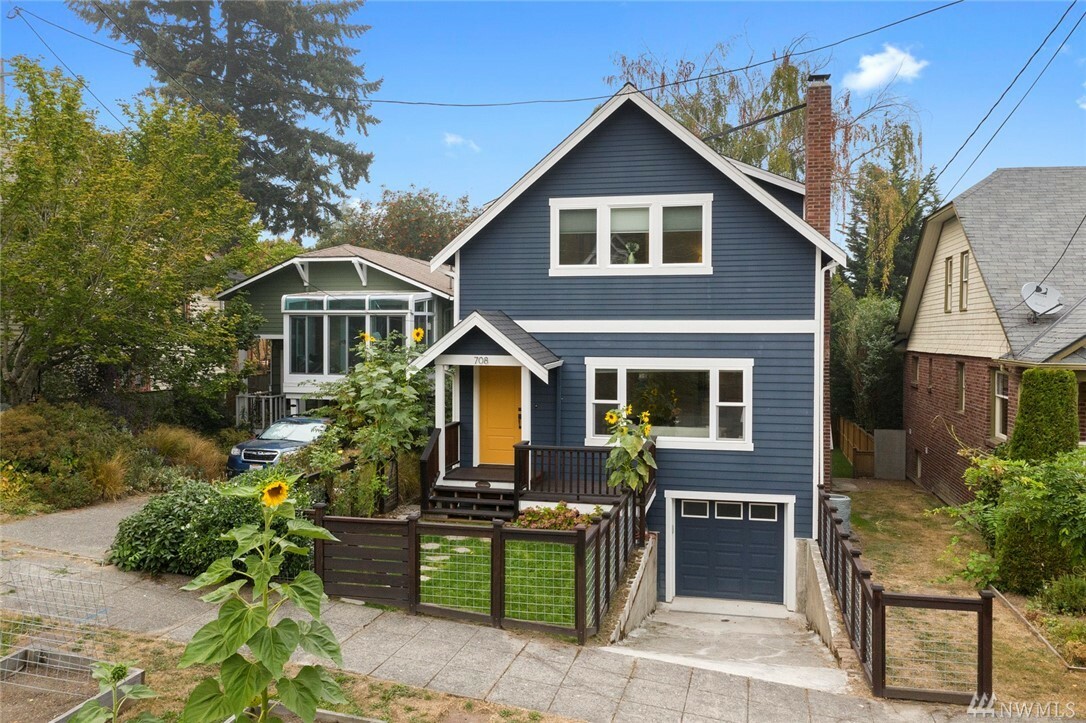 Property Photo: 708 N 64th St WA 98103