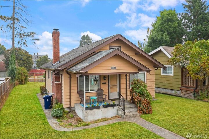 Property Photo:  3707 S L Street S  WA 98418 