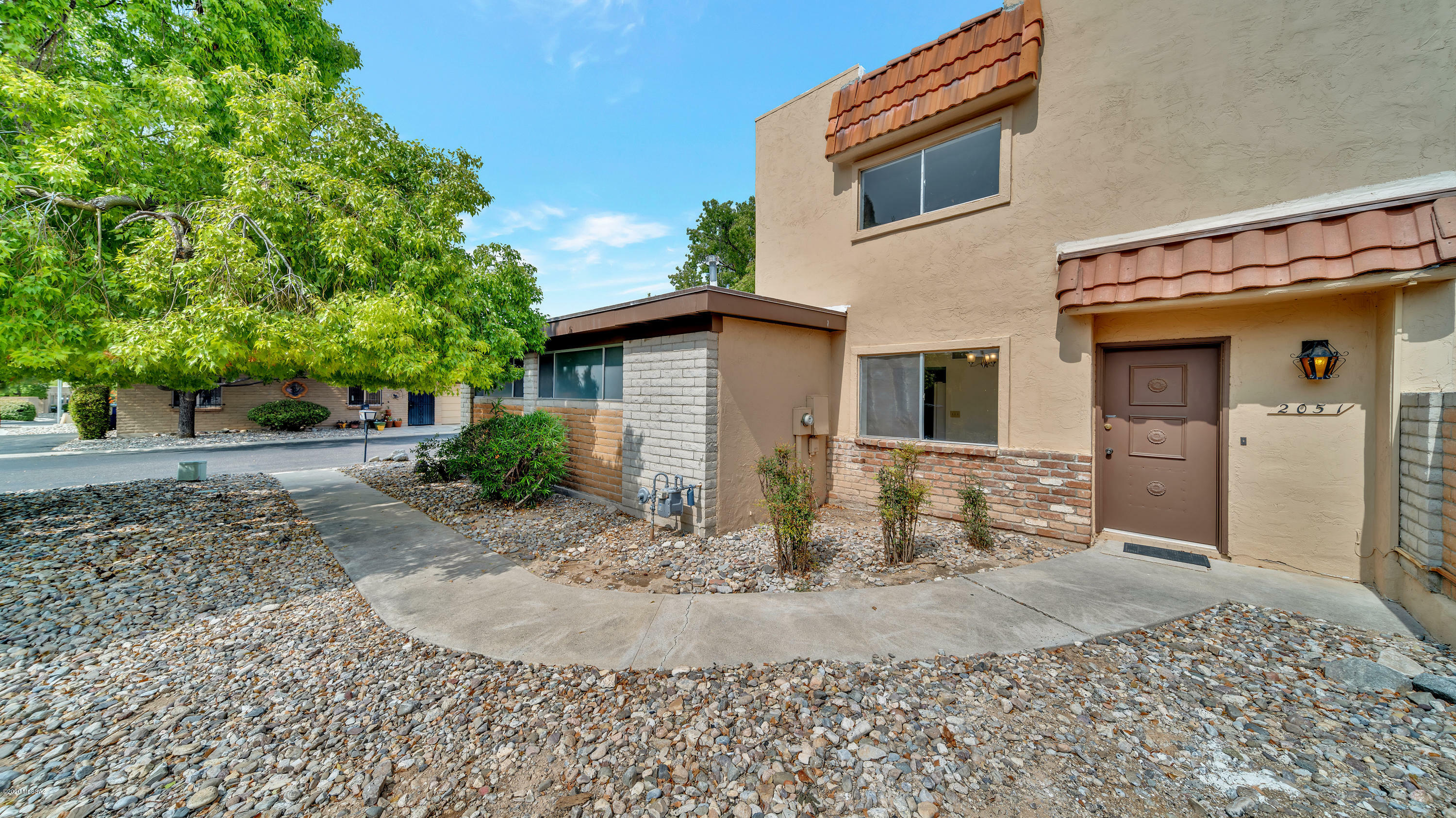 Property Photo:  2051 S Quail Hollow Drive  AZ 85710 