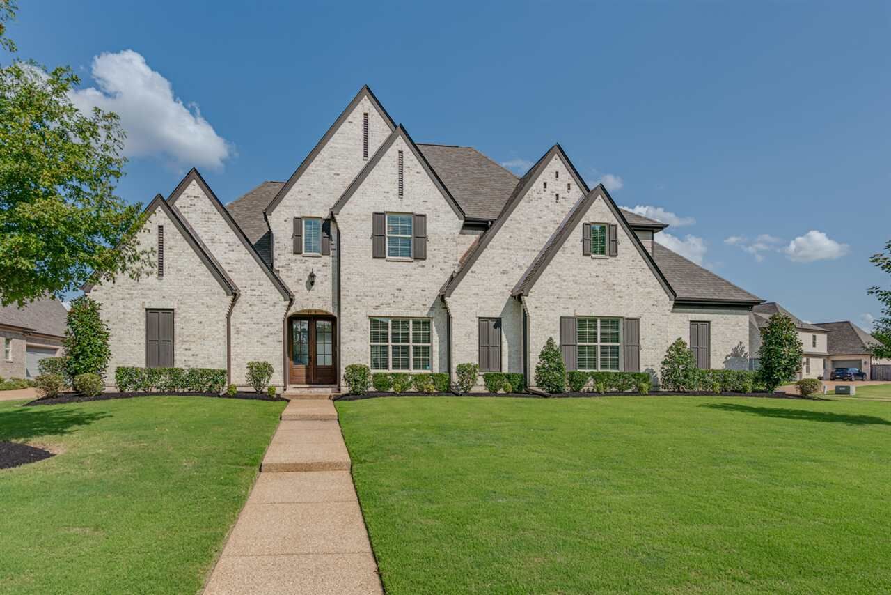 Property Photo: 4484 Chestnut Hill Dr TN 38017