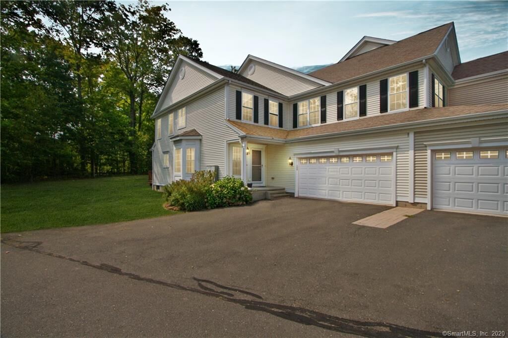 Property Photo: 269 Sterling Drive 269 CT 06111