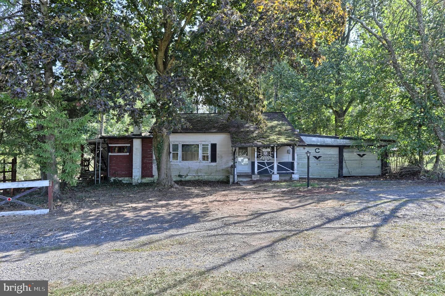 Property Photo: 200 Louwil Drive PA 17078