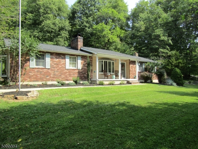 Property Photo:  7 Van Syckle Rd  NJ 07882 