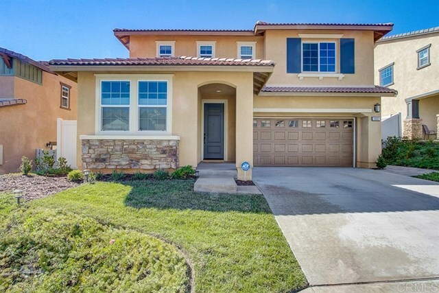 Property Photo: 406 Calabrese St CA 92028