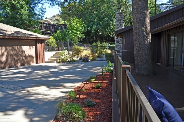 Property Photo:  3925 Santa Carlotta Street  CA 91214 