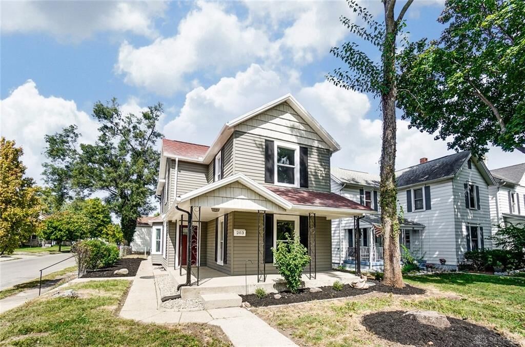 Property Photo: 203 E Main Street OH 45449