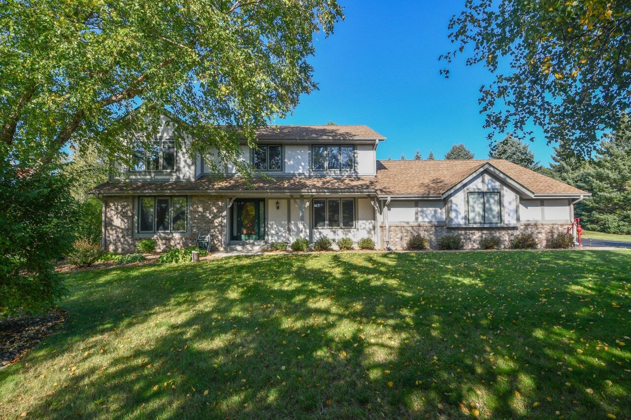 Property Photo:  S71w32535 Sandie Ln  WI 53149 