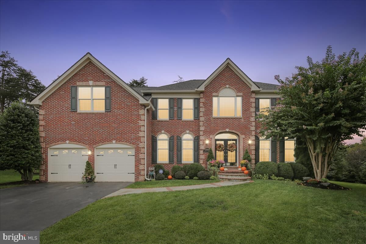Property Photo: 20567 Noland Woods Court VA 20165