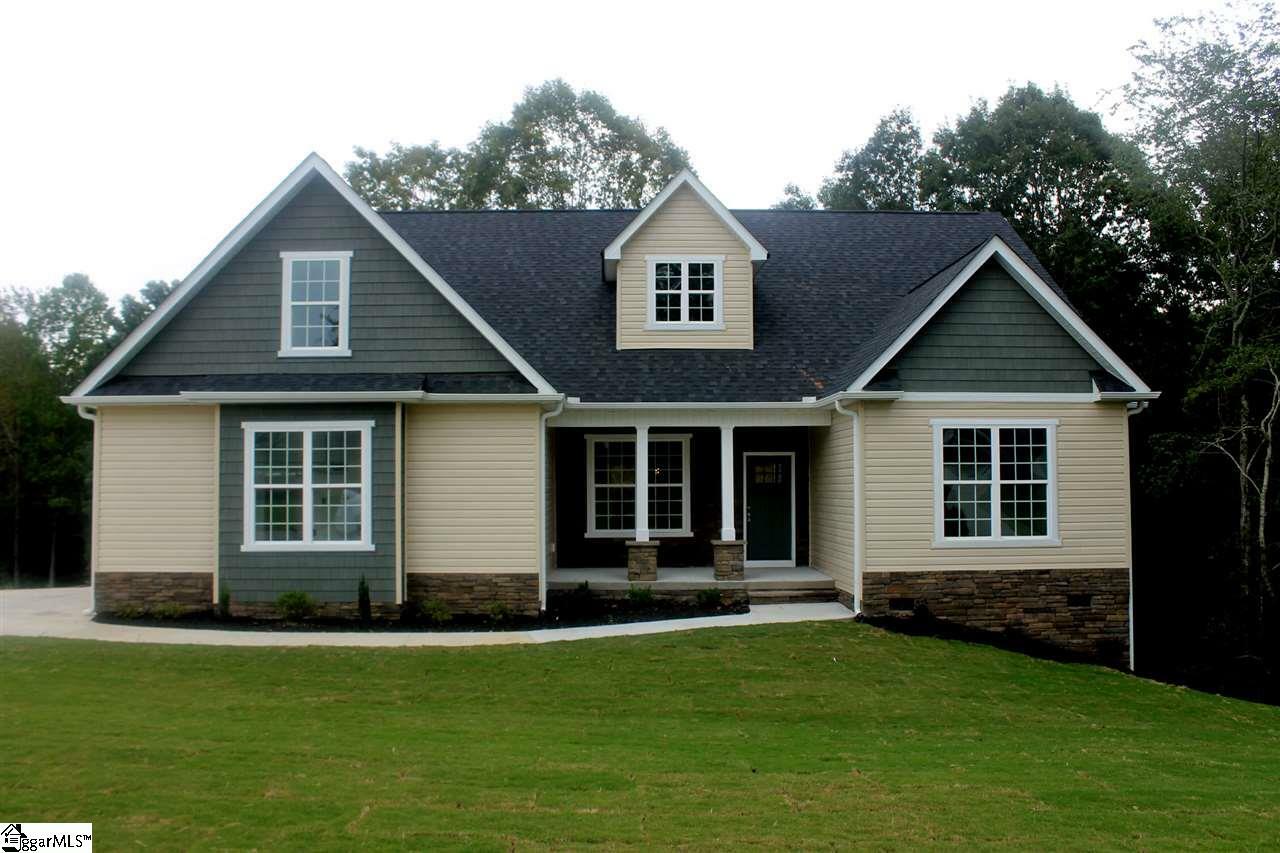 Property Photo:  116 Woodstone Drive  SC 29642 