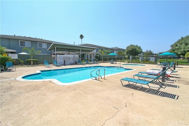 Property Photo:  1845 Anaheim Avenue 5C  CA 92627 