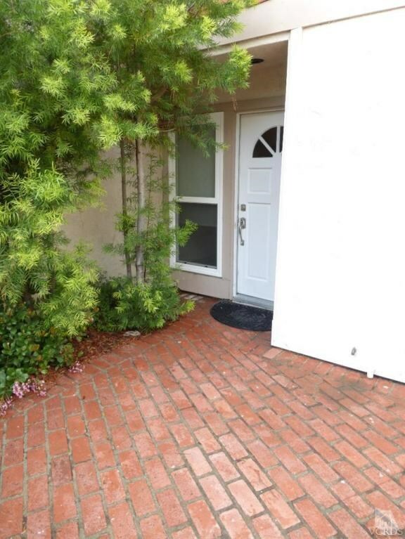 Property Photo:  500 Gainsborough Road  CA 91360 