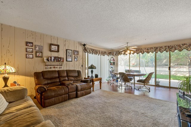 Property Photo:  2257 Lansdale Court  CA 93065 