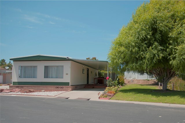 Property Photo:  15 Chaucer Lane  CA 93003 